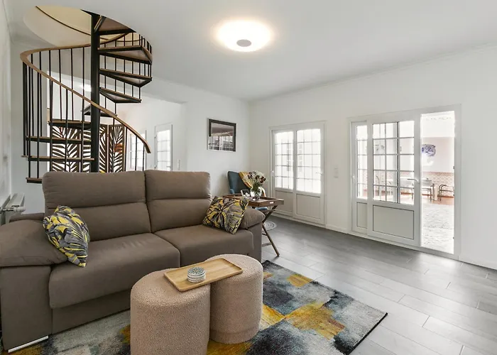 Casa Avos Felix Lopes بيت للعطل